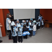 Los más pequeños celebraron el DIA DE LA BANDERA